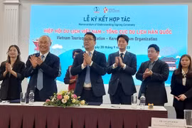 越南与韩国签署旅游合作协议