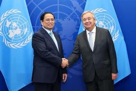 越南政府总理范明政会见联合国秘书长安东尼奥•古特雷斯