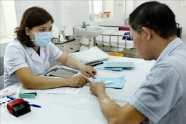 基层医疗卫生在人民保健工作中的巨大贡献
