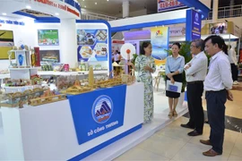 2023年岘港东西经济走廊贸易旅游和投资国际博览会开幕
