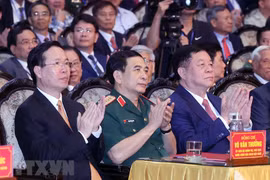 国家主席武文赏出席胡伯伯访问南定省60周年纪念活动