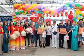 越南为新加坡2023年国际移民日纪念活动做出积极贡献