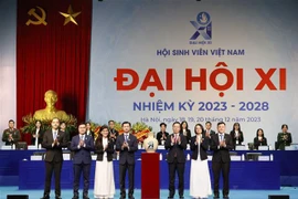 国家主席武文赏：越南大学生需要拿出自己的态度和对国家的责任