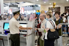 4·30和5·1假期内排和新山一两大航空港旅客吞吐量猛增