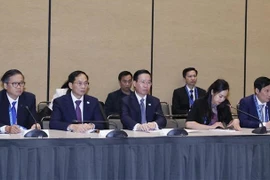 越南国家主席武文赏会见美国 – APEC企业联盟领导和众多美国大型企业代表