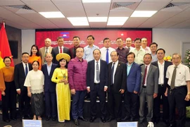 庆祝柬埔寨国庆70周年见面会胡志明市举行
