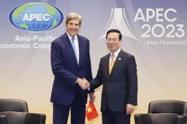 越南国家主席武文赏会见美国总统气候问题特使约翰•克里