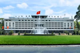 越南南方解放，国家统一48周年：续写新时代辉煌历史篇章 