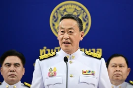  泰国总理承诺提高雇员最低日新标准
