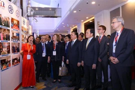 越法合作关系图片展在河内举行