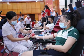 越南全国100名优秀无偿献血志愿者获表彰