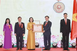 国会主席王廷惠出席国会代表工作委员会成立20周年纪念仪式