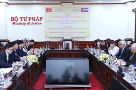 越南-古巴交换建立、完善和组织执法的经验