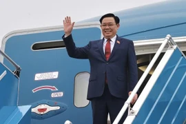 越南国会主席王廷惠启程出席柬老越三国国会高层会议 对老挝进行工作访问 对泰国进行正式访问