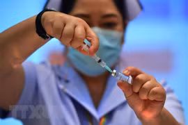 泰国调整新冠疫苗接种战略 应对新冠确诊病例增加