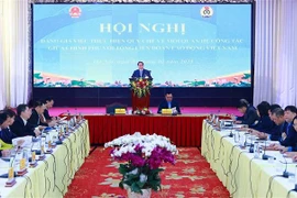 越南政府总理范明政：着力落实三项核心任务 提升职工的生活水平 