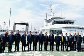 越南公安部长苏林访问日本海岸警卫队