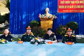 昆嵩省举行2022-2023年旱季烈士遗骸搜寻归集队K53号队出征仪式