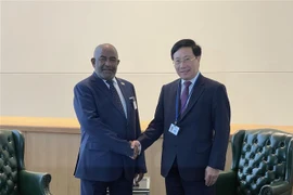 第77届联合国大会:越南促进与古巴、加拿大和科摩罗的合作