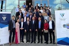 德越促进汽车领域的对接与合作