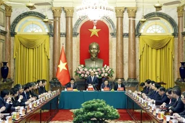 国家主席阮春福：国有企业要在困难地区促进发展