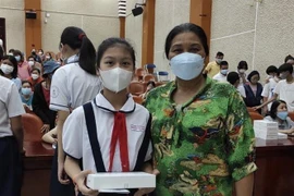“应急反应减轻新冠肺炎疫情对越南南部省份的影响”项目总结会议在胡志明市举行