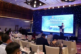承天顺化省举行真云港集装箱航运公司投资促进会