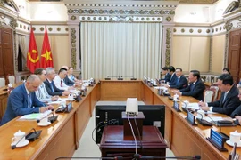 胡志明市促进与德国法兰克福市的合作