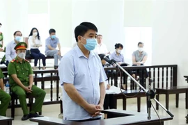 河内市高级人民法院开庭复审河内采购德国Redoxy-3C制品案件