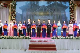 越韩携手送关怀中心在海防市成立开业