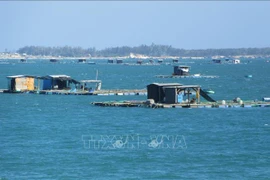 推动海水养殖业产业化发展与旅游相结合