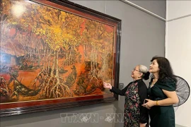 胡志明市美术博物馆美术文物专题展开展