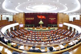 阮富仲总书记：加强党和政治制度建设整顿工作 满足新时期的要求