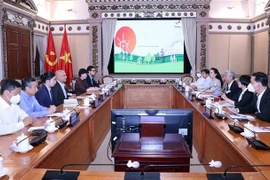 越南胡志明市与印度伙伴促进在城市垃圾处理领域的合作