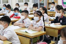 河内学生返校上学：利用直接上课时间弥补在线学习漏洞