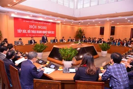 河内市领导与企业界开展对话 了解企业诉求倾听企业建议