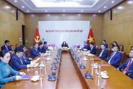 进一步有效落实越中两党党政干部培训合作计划