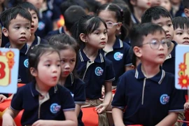 新学年开始 越南国家主席阮春福向全国师生致公开信
