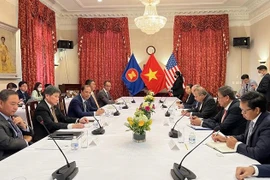 继续推动东盟与美国战略伙伴关系