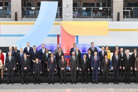 越南政府总理范明政出席东盟—欧盟建立关系45周年纪念峰会