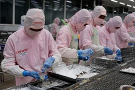 越南货物进出口总额突破7000亿美元的大关