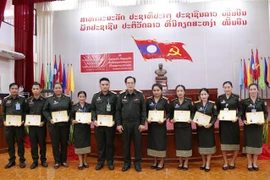 越南为老挝人民军103医院医务人员开设越南语培训班