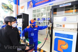 浅谈成品油税收下降对经济产生的影响