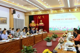 海防市向韩国企业介绍投资商机