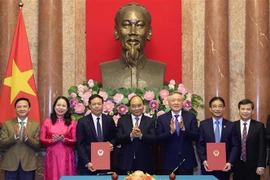 阮春福出席国家主席办公厅与最高人民检察院、最高人民法院协作机制签约仪式