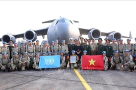越南主动积极且负责任地参加国防对外活动
