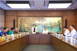 越南第十五届国会第三次会议新闻公报（第十号）