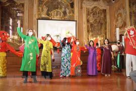 在意大利越南语言和文化的“孵化器”