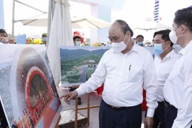 忠良-美顺高速公路主干线正式通车 阮春福出席并发出通车令