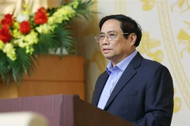 政府总理范明政：避免因公务员的不负责任和官僚作风而浪费时间、精力和资源